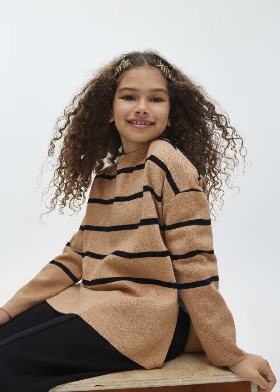 7305 - Striped Knit Sweater