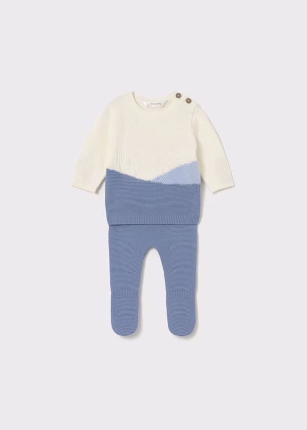 2563 - Knit Pants and Sweatshirt Set